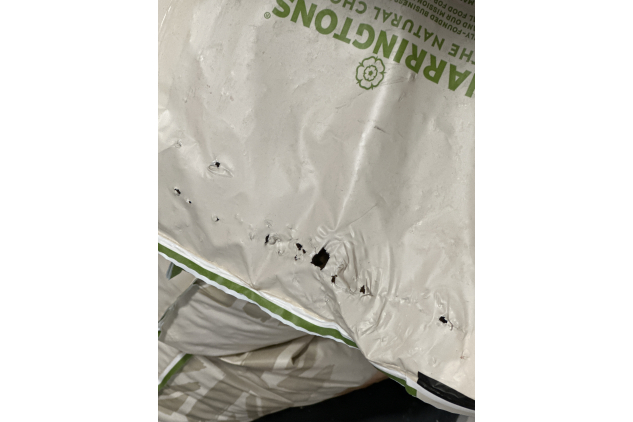 Harringtons Adult Dog Food 12kg – Lamb & Rice | Complete Natural Nutrition | DAMAGED BAG