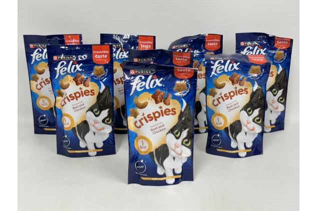 Felix Crispies Cat Treats – Beef & Chicken Flavour, 45g (Pack of 8), Crunchy and Delicious Treats for Cats