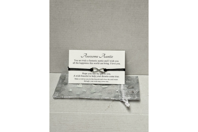 Infinity Wish String Bracelet – Auntie Gift for Christmas or Birthday – Thoughtful Jewellery Keepsake with Message Card