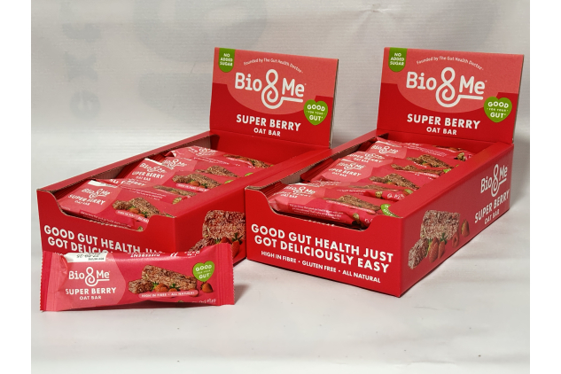 Bio & Me Super Berry Oat Bars – 36 × 38g – High Fibre Vegan Snack – Gut-Loving Recipe with Plant-Based Ingredients
