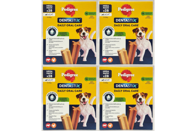 Pedigree DentaStix, Functional Snacks, Daily Dental Chews for Small Dogs (5 -10 kg), Megapack of 16 x 7 (112 Sticks)