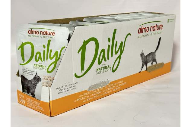 Almo Nature Daily Cat Food – Chicken & Salmon – 30 x 70g Pouches – Preservative Free