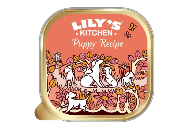 Lily’s Kitchen Puppy Recipe Wet Dog Food with Chicken – 10 x 150g Trays | Natural Ingredients | Past Best Before Date