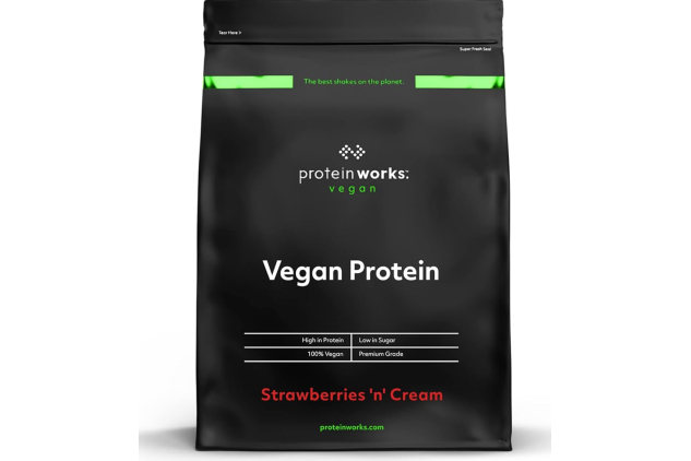 Protein Works Vegan Protein Powder Strawberries ‘n’ Cream – 1kg | 33 Servings | Plant-Based, Low Sugar, High Protein Shake