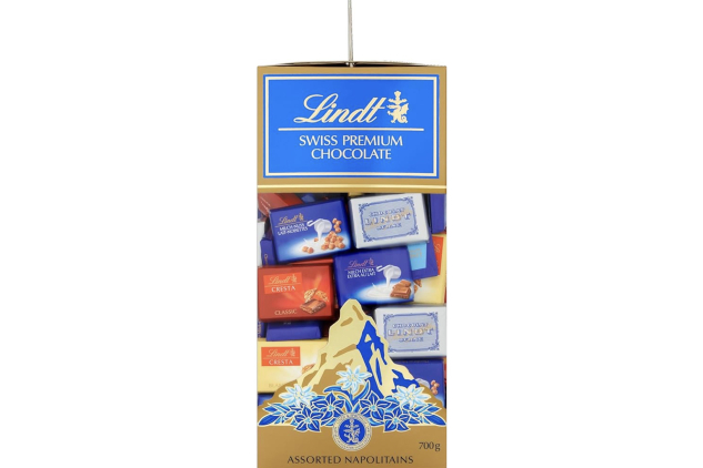 Lindt Swiss Assorted Napolitains Gift Box 700g – Premium Milk, Dark & White Mini Chocolates (107 Pieces)