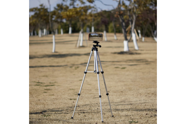 Aluminium Tripod for Smartphone & Camera – 3-Axis Rotation, Carry Bag | 127cm / 50 inch