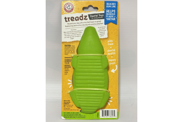 Arm & Hammer Treadz Large Gator Dental Chew Toy for Dogs | Natural Rubber | Baking Soda Infused
