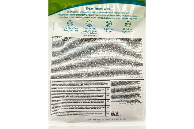 WHIMZEES by Wellness Veggie Sausage Dog Dental Sticks – Small Breeds (7–12kg) | 28 Treats (420g) | Natural, Grain-Free, Vegetarian Dental Chews