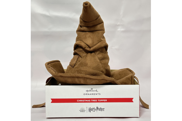 Hallmark Hogwarts Sorting Hat Christmas Tree Topper | Official Harry Potter Decoration | Brown