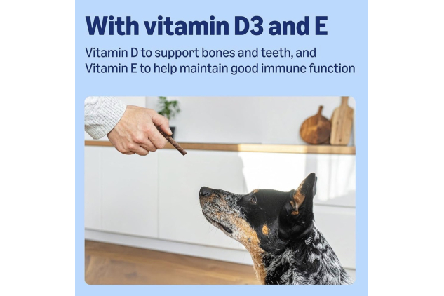 Chew Sticks with Poultry – 4 Packs (8x11g, 88g Total) | Adult Dog Treats | No Artificial Colours | With Biotin & Zinc | Low Fat