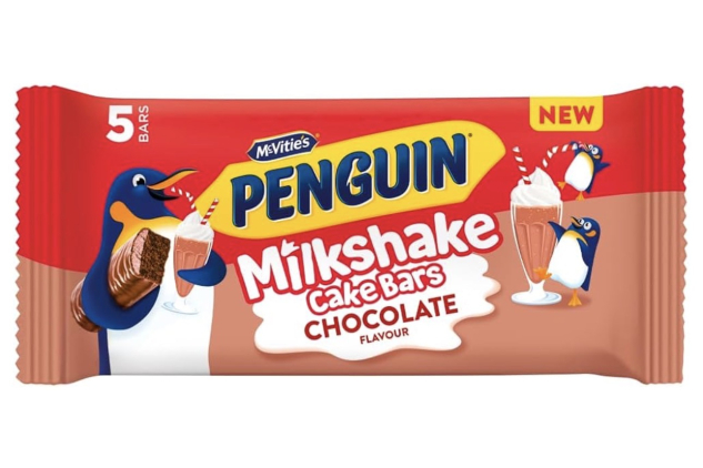 McVitie's Penguin Milkshake Cake Bars, 5 Chocolate Flavour Snacks, 122 g (Pack of 1)