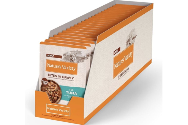 Nature’s Variety Bites in Gravy Cat Food with Tuna | Adult Complete Wet Food | 22 x 85g