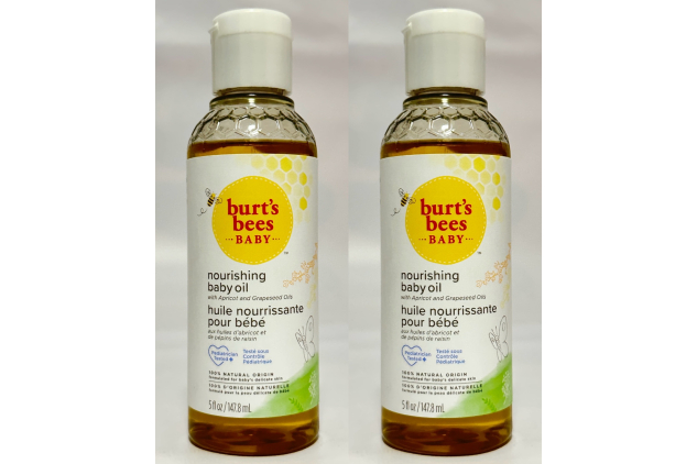Burt’s Bees Baby Nourishing Baby Oil with Apricot Oil 2 x 147.8ml