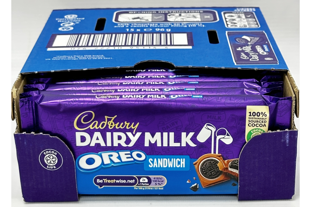 Cadbury Dairy Milk OREO Sandwich Chocolate Bars 15 x 96g