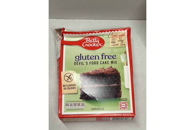 Betty Crocker Devils Food Gluten Free Cake Mix 425g Damaged Outer Box