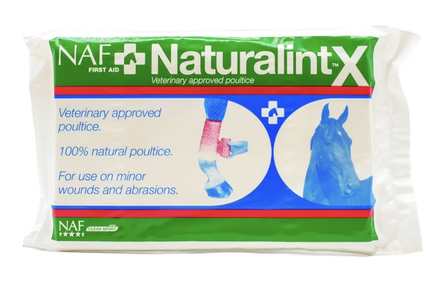 NAF NaturalintX Poultice Single – Veterinary-Approved Poultice for Horses – Can Be Used Hot, Cold or Dry – For Wounds, Abscesses, Hoof Conditions & Swellings