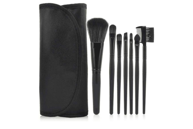 Black Makeup Brush Set Cosmetic Makeup Brush Case Bag Organizer Kit with Foundation Eyebrow Eyeshadow Blush Brush 7 Pieces