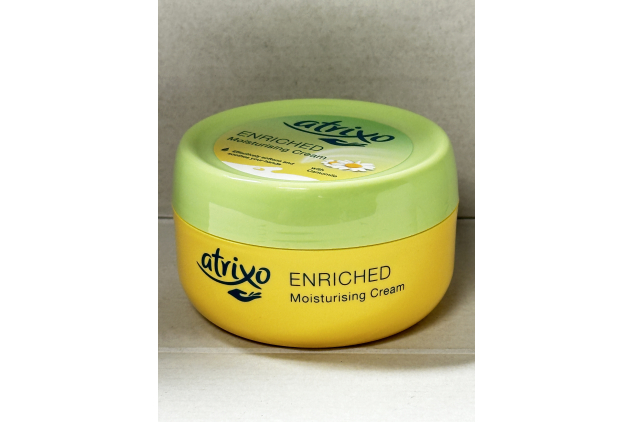 Atrixo Enriched Moisturising Cream with Camomile 200ml