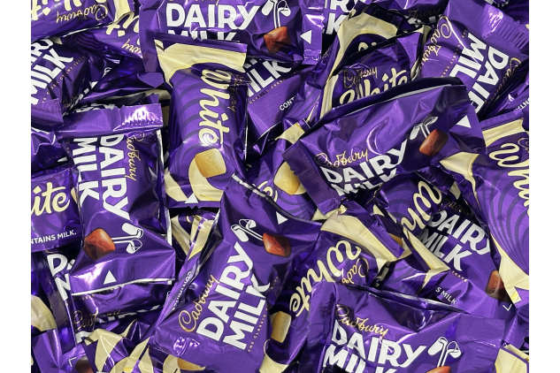 Cadbury Dairy Milk & White Chocolate Chunks 1kg Individually Wrapped Bulk Buy