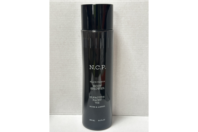 N.C.P Black Facets Body Shower 702 Musk & Amber 250ml