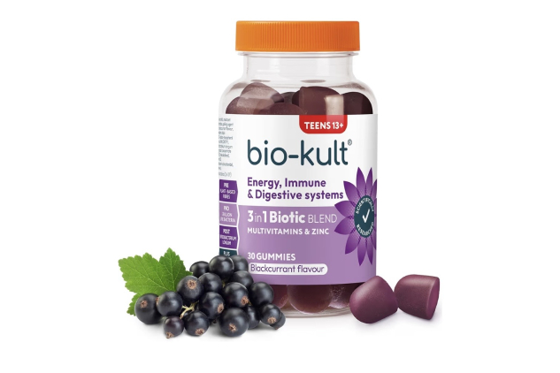 Bio-Kult 3in1 Gut Health Gummies 2B CFU + Multivitamins Blackcurrant Ages 13+ 30 Probiotic Gummies