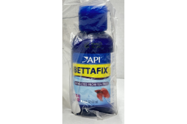 API BETTAFIX Antibacterial & Antifungal Remedy for Betta Fish, 50 ml Bottle