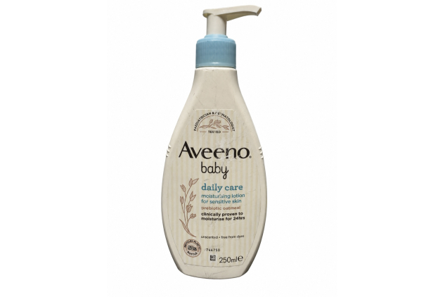 Aveeno Baby Daily Care Moisturising Lotion 250ml Imperfect Bottle