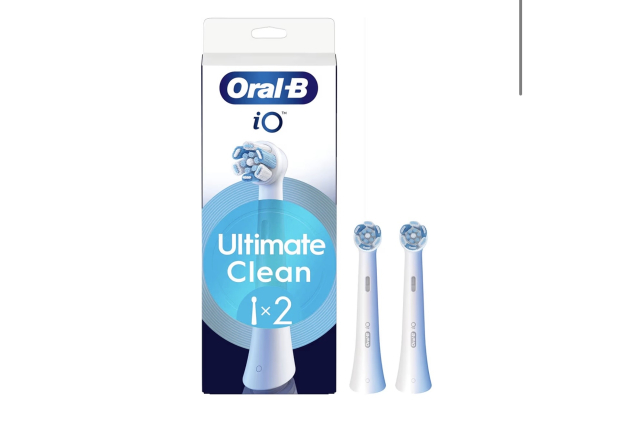 Oral-B iO Ultimate Clean White Heads 2 Pack