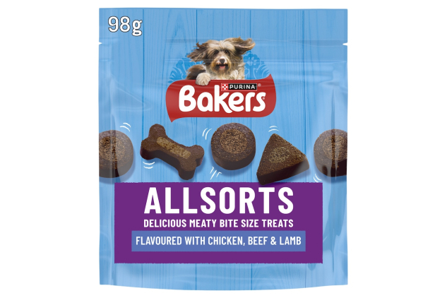 Bakers Allsorts Chicken, Beef & Lamb Dog Treats 98g