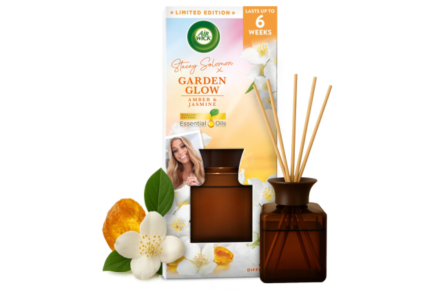 Air Wick Garden Glow Reed Diffuser 80ml