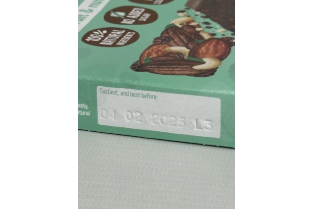 Nakd Cocoa Mint Fruit & Nut Bars Vegan Chocolate Alternative 48 X 35g