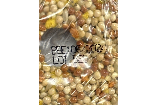 Johnson’s Treat-2-Eat Honey Rings For Budgies 25g (Pack of 42)